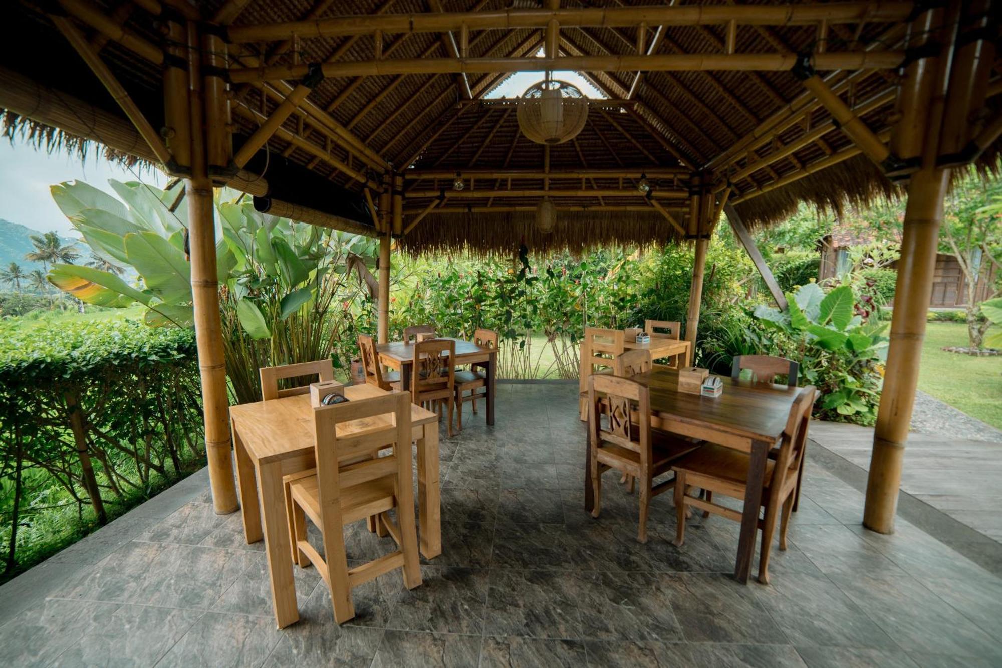 Kubu Sakian Villa And Restaurant Sidemen Silebeng Экстерьер фото