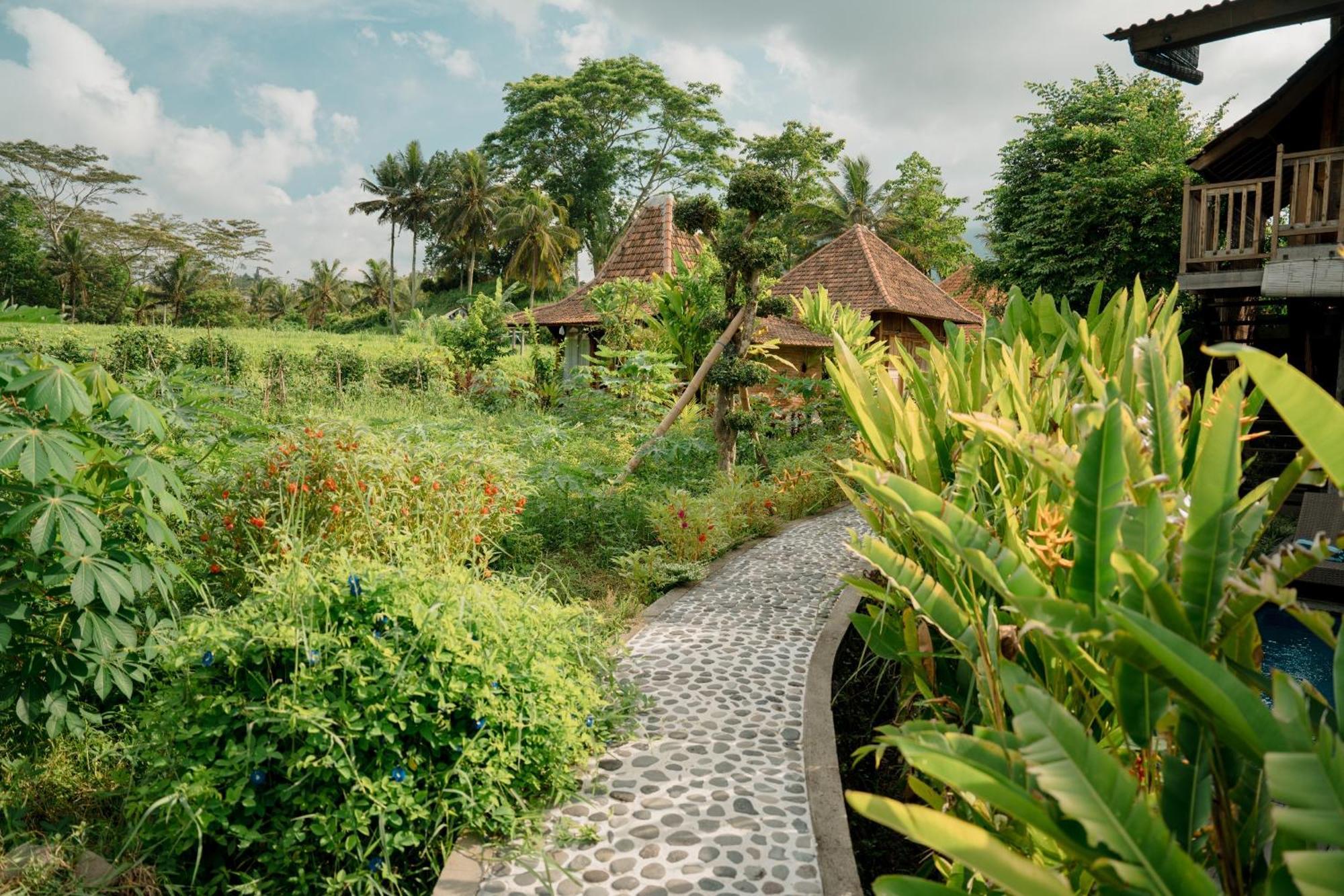 Kubu Sakian Villa And Restaurant Sidemen Silebeng Экстерьер фото