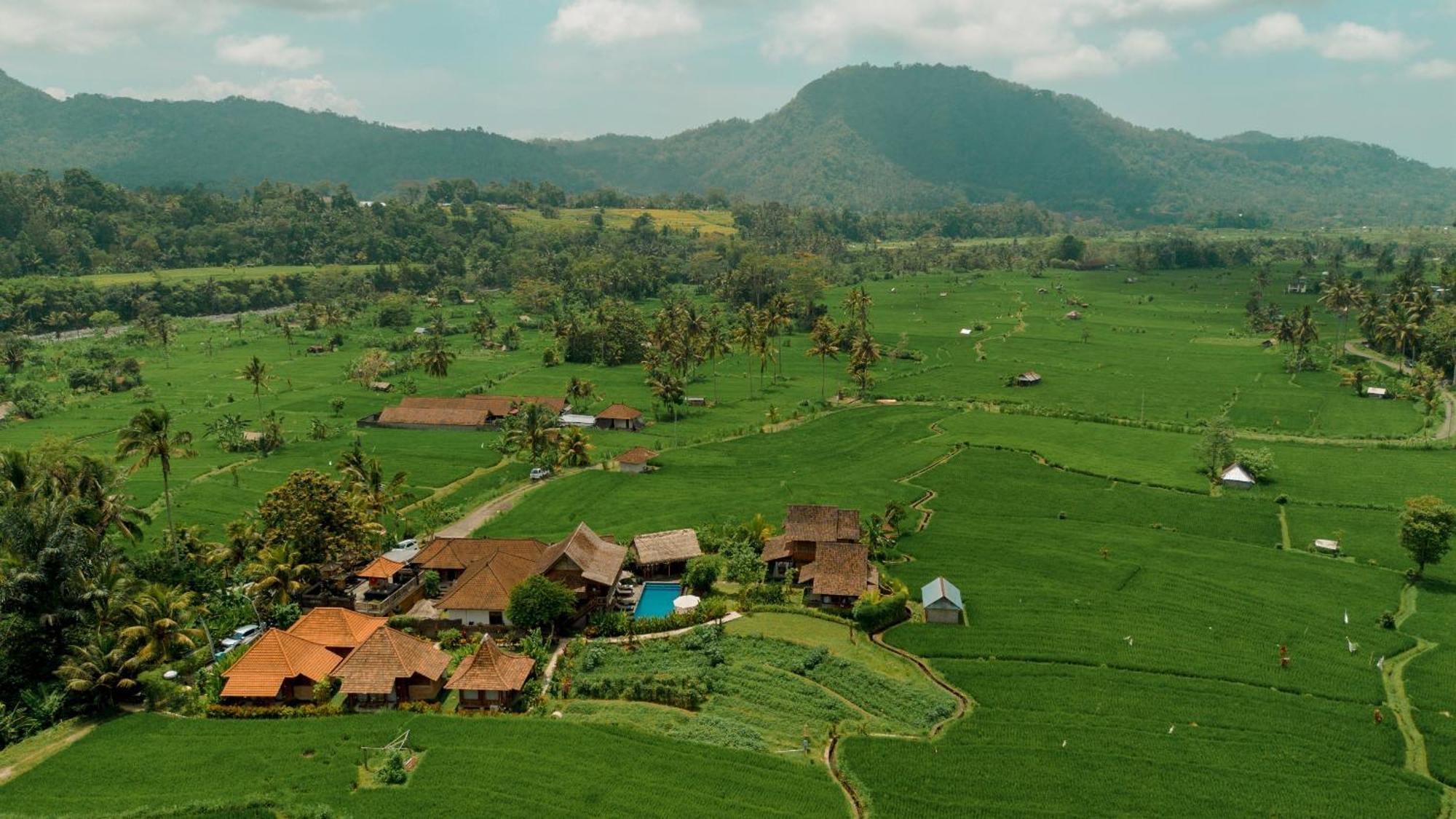 Kubu Sakian Villa And Restaurant Sidemen Silebeng Экстерьер фото